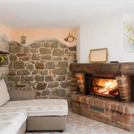 Casa Vacanze “rocca Dei Sogni” Acquasanta Terme