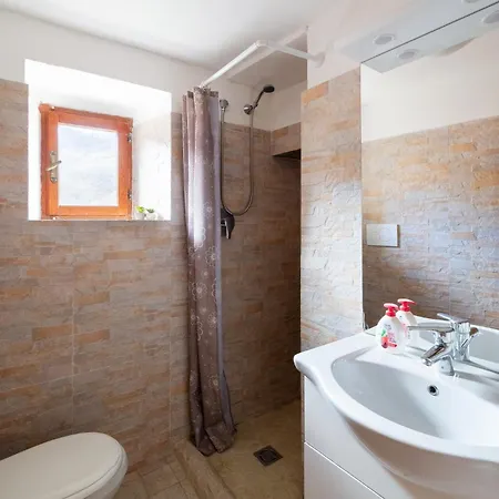 Apartment Casa Vacanze “rocca Dei Sogni” *